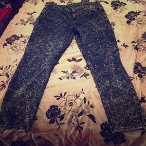 Acid Wash Skinny Jeans